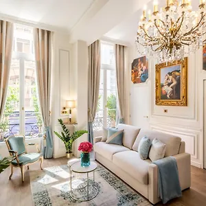 luxury-3-bedroom-2-bathroom-apartment-with-ac-louvre.fr-paris.fr/